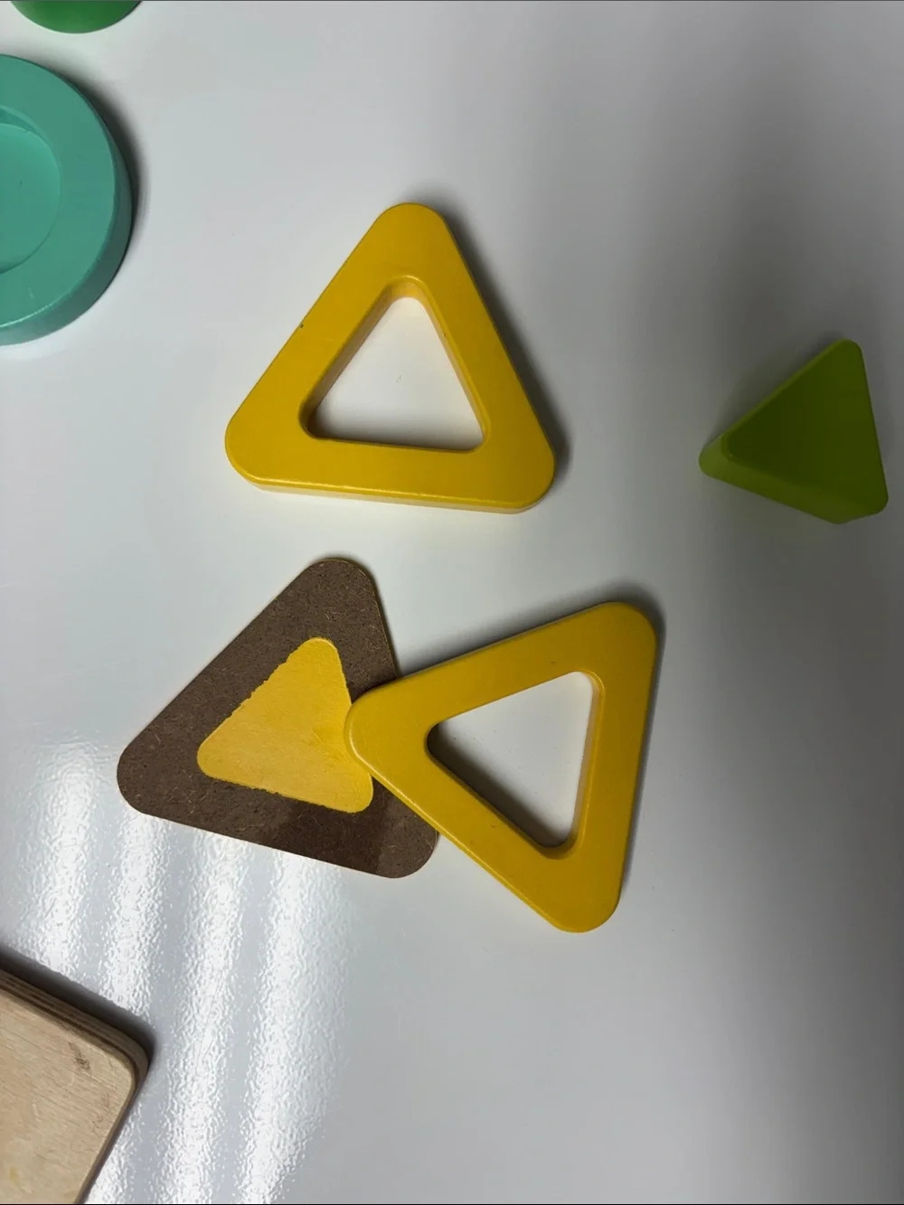 Lovevery Wooden Shape Sorting Board – Orange, Yellow, Teal